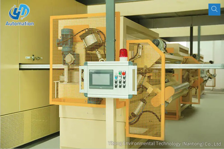 Hoe zorg je voor de efficiënte werking en duurzaamheid op lange termijn van de coatingmachine door middel van meerlagige coatingtechnologie en regelmatig onderhoud?